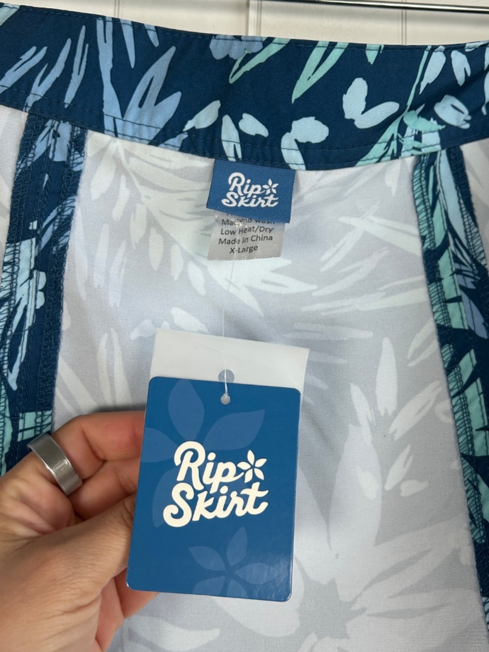 Ripskirt size XL wrap skirt length 2 Botanical blues tropical short pockets NEW - Picture 9 of 9